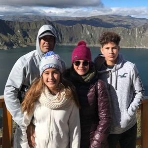 Meet your Posher, Aida